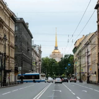 Санкт-Петербург, улица, Невский проспект, люди едут на работу